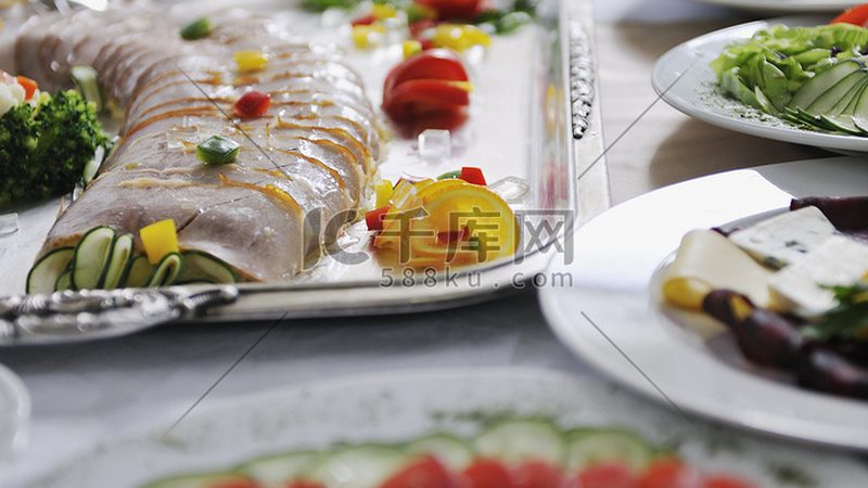 烘焙原料保质期那些事：揭秘常见误区与正确存储方法